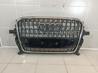 8R0853651R Решетка радиатора Audi Q5 8R