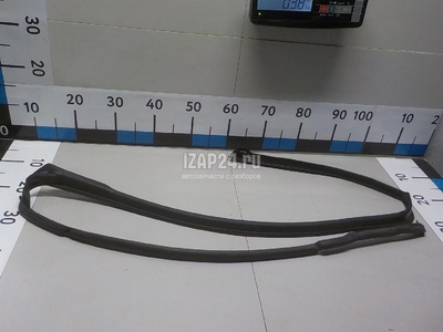 LR054777 Уплотнитель двери Land Rover Range Rover IV 2013