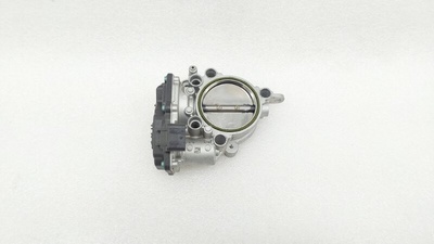 13548623324 Заслонка дроссельная BMW 5-Series G30 2019 , 8623324