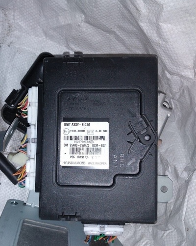 954002wHz0 модуль bcm e07 95400 - 2whz0 санта fe mk3