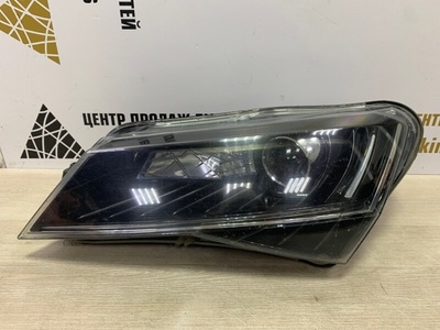 3V1941015B Фара ксеноновая Skoda Superb 3 3V3 до Рестайлинг 2015-2019