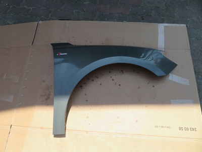 82A821022 audi a1 s1 s line 82a крыло правая