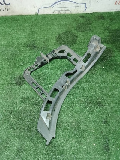 3AF807378 кронштейн заднего бампера VW Passat (B7) 2011-2015 2012