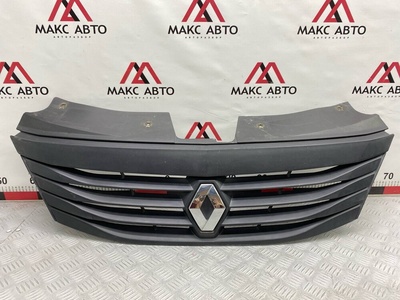8200752748 Б/У решетка радиатора Renault Logan 1 LS12 2010 (2004-2016) , <strong>-Б/У Детали сняты с АВТОМОБИЛЯ</strong>