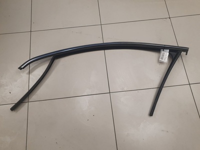 3C4837431F5AP Уплотнитель стекла передней левой двери Volkswagen Passat B7 2011-2015