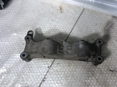 9655923080 Кронштейн опоры двигателя Peugeot 308 2012