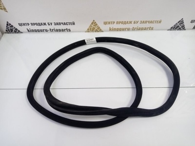 A2036972451 уплотнитель двери Mercedes-Benz C-Class W203 2000-2007