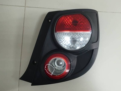 96830986 Фонарь задний правый Chevrolet Chevrolet Aveo T300 2011>