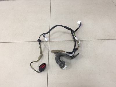 BP4M67220C Проводка двери Mazda Mazda Mazda 3 (BK) 2002-2009