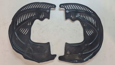 4M0615311G пыльники дисков 375mm audi a4 b9 a5 8w a6 c8 a7 rs4
