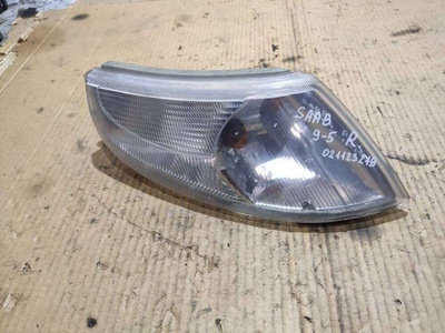 Поворотник правый Saab 9-5 1 2001