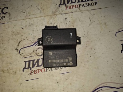 8T0907468K диагностический интерфейс шин данных Audi A4 (B8) 2007-2015 2008