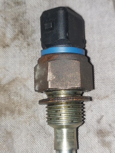 8200466969 датчик уровня масляный 1 , 5 dci renault