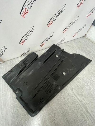 4F0825215C Защита антигравийная Audi A6 C6 2010 , 4F0825215E