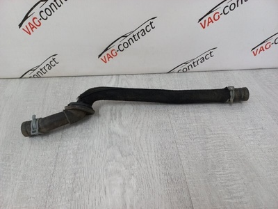 4F1819342B Патрубок системы охлаждения Audi A6 C6 2010