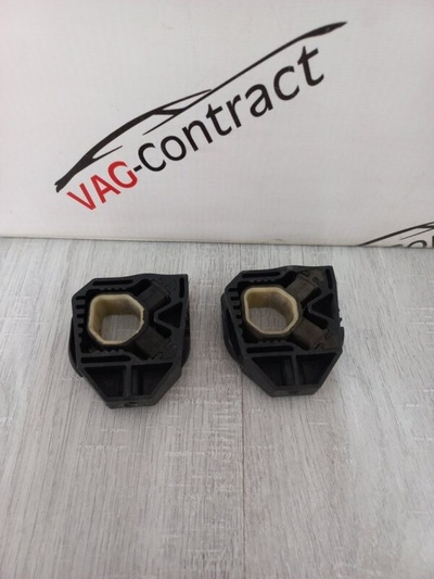1Z0121367A Подушка радиатора Skoda Octavia A7 2015