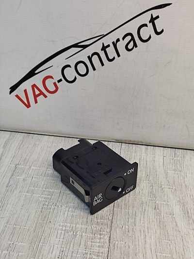 1K0919237D Выключатель AIRBAG Skoda Octavia A5 2011