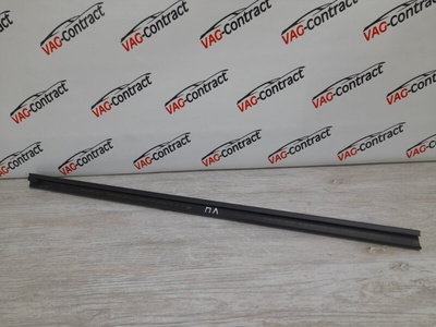 5JA837479B Уплотнитель стекла двери Skoda Rapid 2021 , 5JA837480B