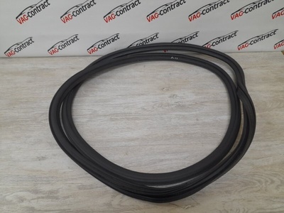 8U0831721A Уплотнитель двери Audi Q3 8U 2012