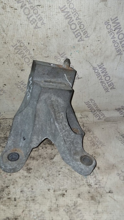 BBP339080 Кронштейн кпп Mazda 3 II (BL) Рестайлинг (2011–2013) 212 2011 BBP3-39-080