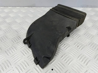 4E0129618Q Воздуховод Audi A8 D3 2006