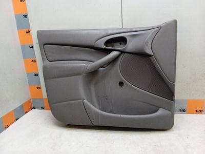 YS4Z5423943BAC Обшивка двери Ford Focus 1 2002