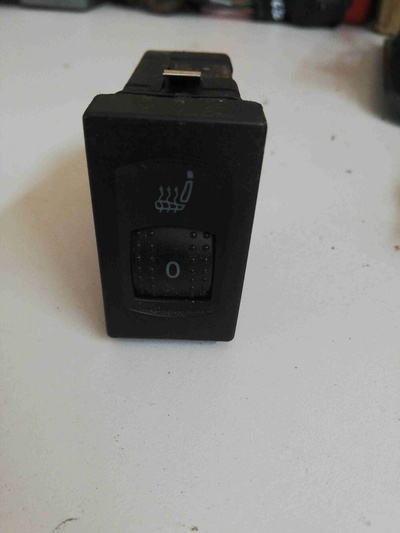 3b0963563c Кнопка подогрева сидений Volkswagen Passat B5 1999