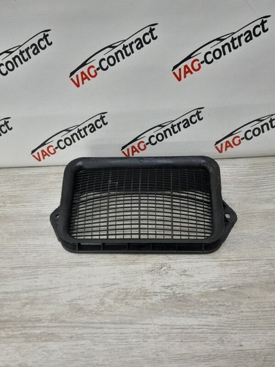 1K0815479B Воздухозаборник Volkswagen Passat B7 2011