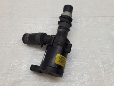 7L0965561L порше cayenne panamera насос радиатора дополнительный