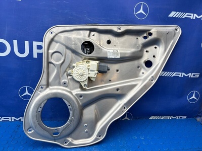 A2047300779 стеклоподъемник Mercedes C 180 CGI w204 2012