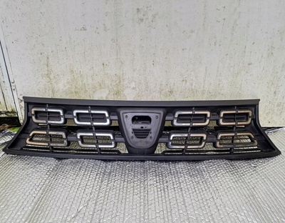 623103440R dacia duster ii 2 17 - 22 решетка радиатора радиатора