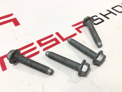 PT00155838D Болт Rivian R1T 2022 PT00155838-D,PT00043514-F,PT00046119-F,PT00043513-F,PT00002844-J