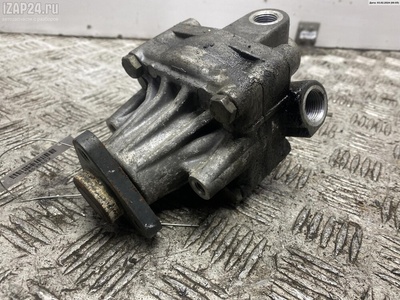 4D0145155H Насос гидроусилителя руля Audi A8 D2 (1994-2002) 1996