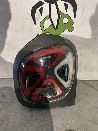 A4539067801 smart forfour 453 рестайлинг фара правый задняя