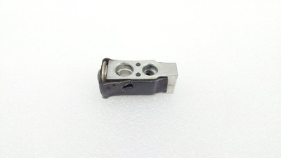 8851533020 Клапан кондиционера Toyota Camry 40 2006