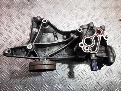 06H903143E Кронштейн генератора Audi A4 B8 (8K2) 2007 - 2011 2009 ,