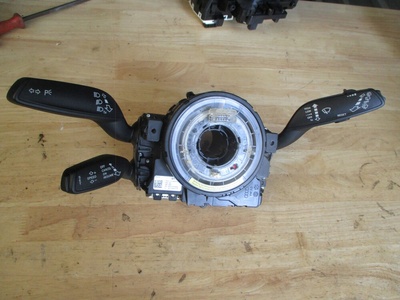 8K0953568M audi q5 a4 a5 a6 q7 клокспринг переключатель