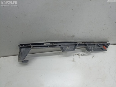 13140760 Кронштейн бампера переднего L Opel Signum 2005