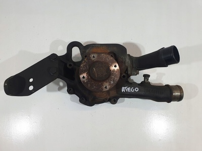 9042011001 насос радиатора r9062010007 мерседес atego axor e5 om906