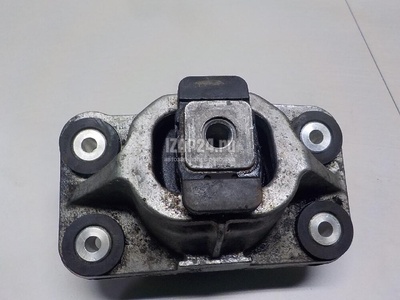 LR072113 Опора двигателя правая Land Rover Range Rover IV 2013