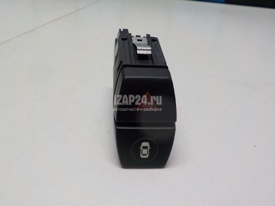 61316842274 Кнопка аварийной сигнализации BMW X5 F15/F85 (2013 - 2018)