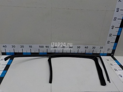 2137357400 Уплотнитель стекла двери Mercedes Benz W213 E-Klasse 2016