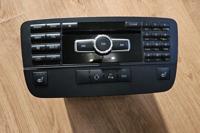 A2049002413 мерседес glk x204 2008 - 2015 радио навигация