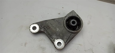 KD352868YA Кронштейн редуктора MAZDA CX5 KF 2019 KD35-28-68YA
