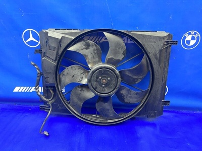 A2045000193 вентилятор охлаждения Mercedes C 200 w204 2010