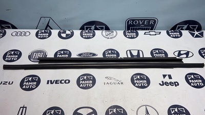 8200354335 Уплотнитель двери задний Renault Scenic/2 2003-2009 , 7701475619