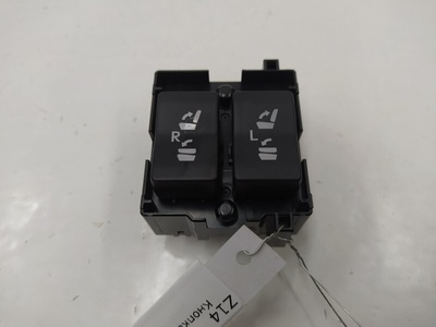 18B189 Кнопка (выключатель) Lexus RX 2021 купить бу по цене 4012 руб. Z36965460 - iZAP24