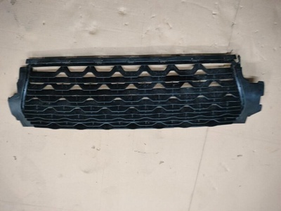 622544890R решётка центральная бампера передняя duster ii оригинал под камеру
