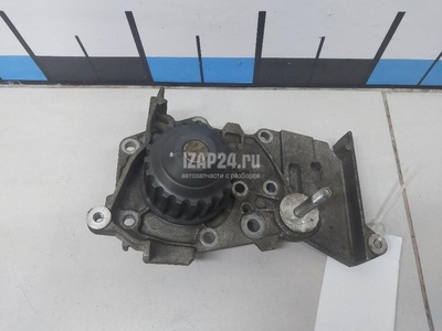210105707R Насос водяной (помпа) Renault Lada Largus 2012