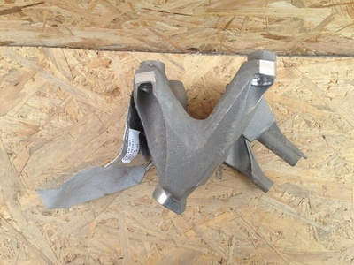 4M0199307AF крепление лапа audi q5 q8 a8 d4 a7